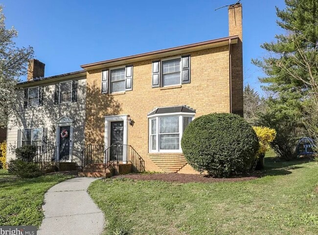 Building Photo - 2139 Harvest Dr