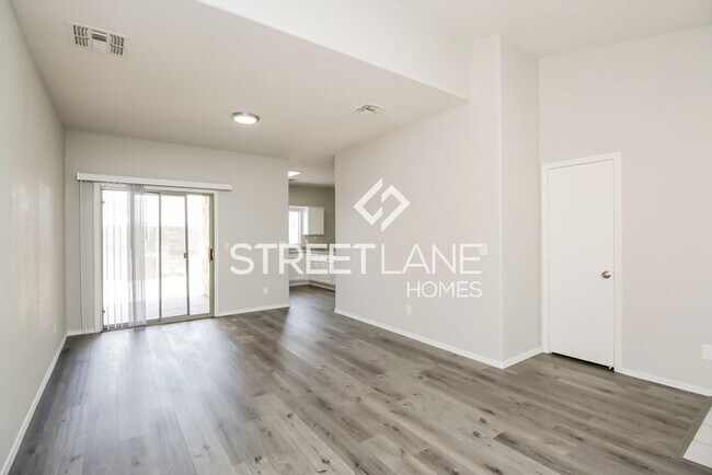 Building Photo - Charming 3 bedroom home in Apache Junction!