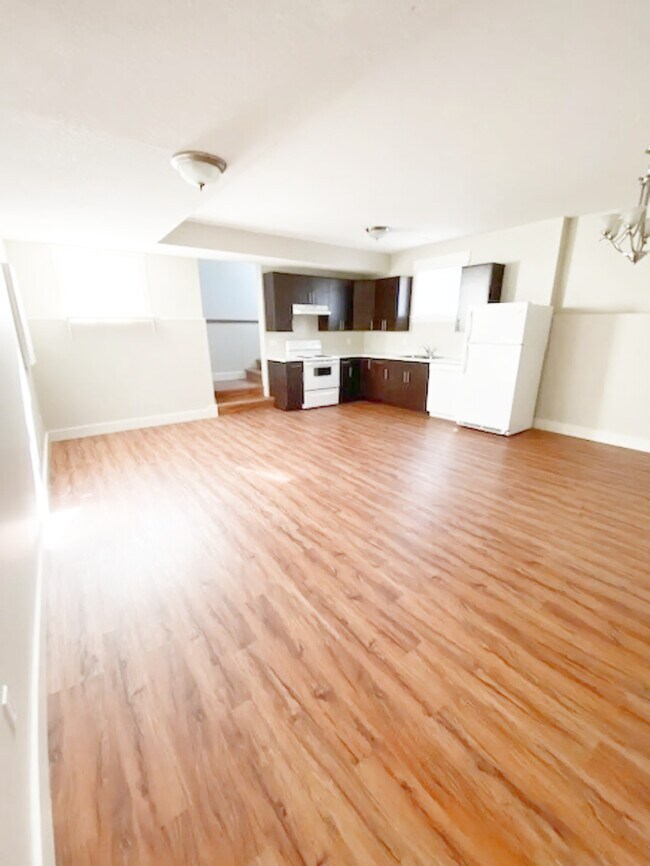 Photo du bâtiment - 9113 101 Ave