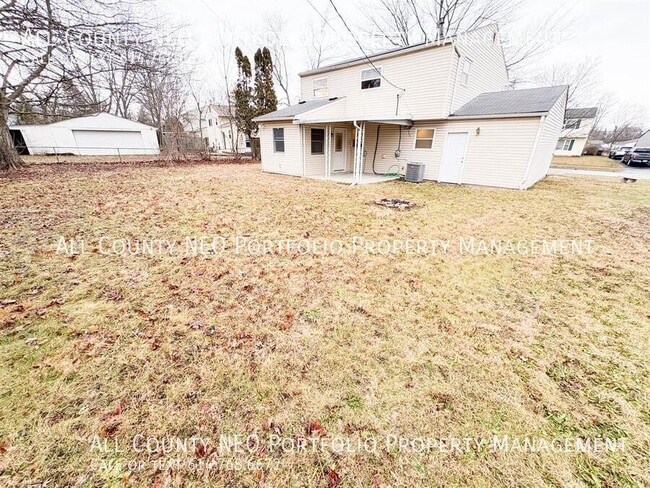 Building Photo - 4601 Paxton Dr S