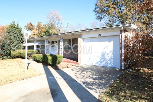 Building Photo - MOVE IN READY!! PASSED OCCUPANCY!!