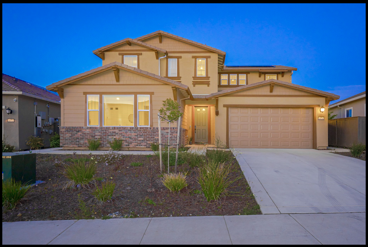 Primary Photo - 4976 Gold Rush Dr
