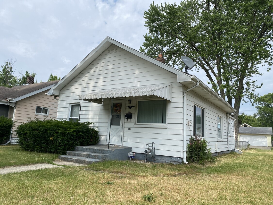 Primary Photo - 630 S 24th St