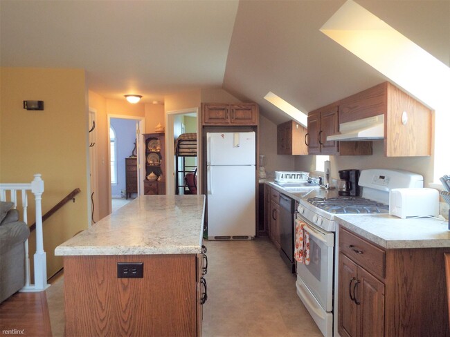 Building Photo - 2 br, 1 bath Apartment - 808 Stackstown Rd