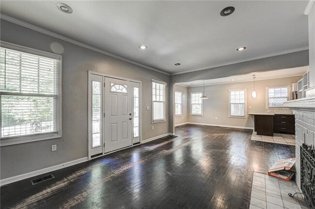 Foto del edificio - 483 Burlington Rd NE