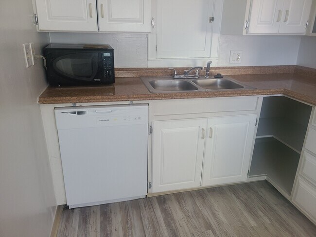 Foto del edificio - 1613 N Liberty St