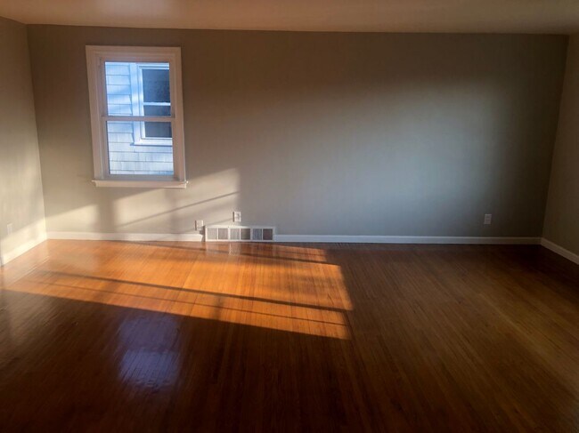 Foto del edificio - 171 Springville Ave