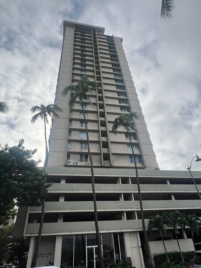 Building Photo - 2345 Ala Wai Blvd