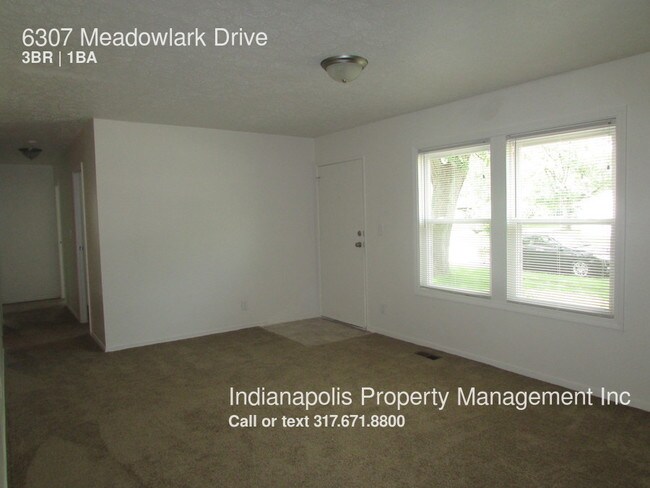 Foto del edificio - 6307 Meadowlark Dr