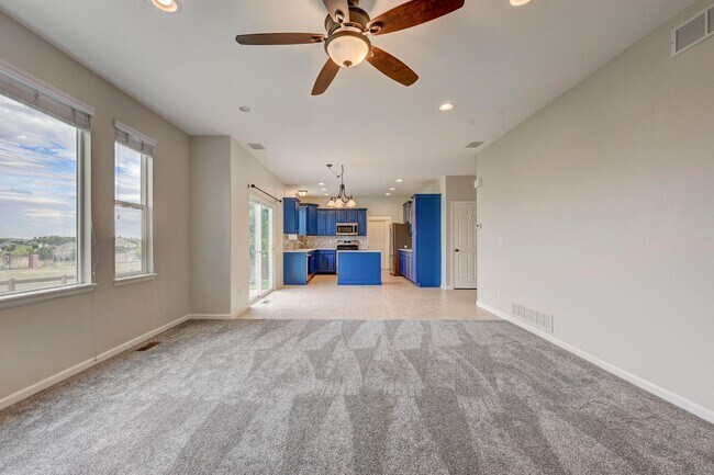 Building Photo - 13050 Uinta St