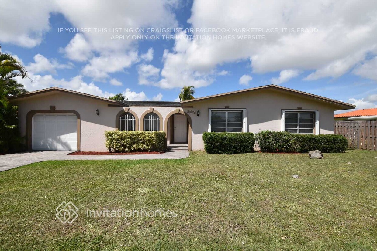 Primary Photo - 16620 SW 93rd Ave