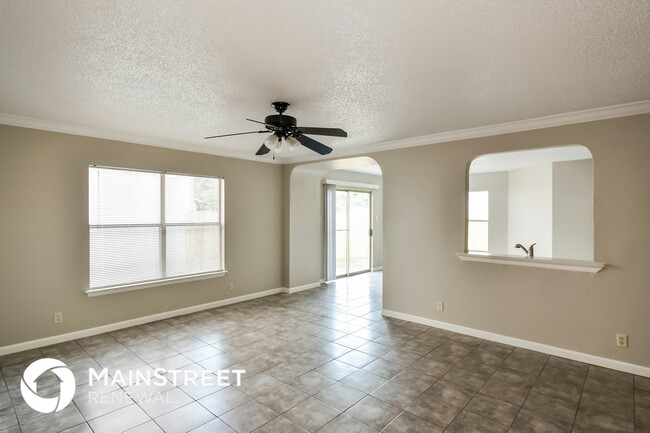 Building Photo - 3183 Beacon Field Dr
