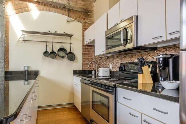 Cocina industrial moderna - Tower Press