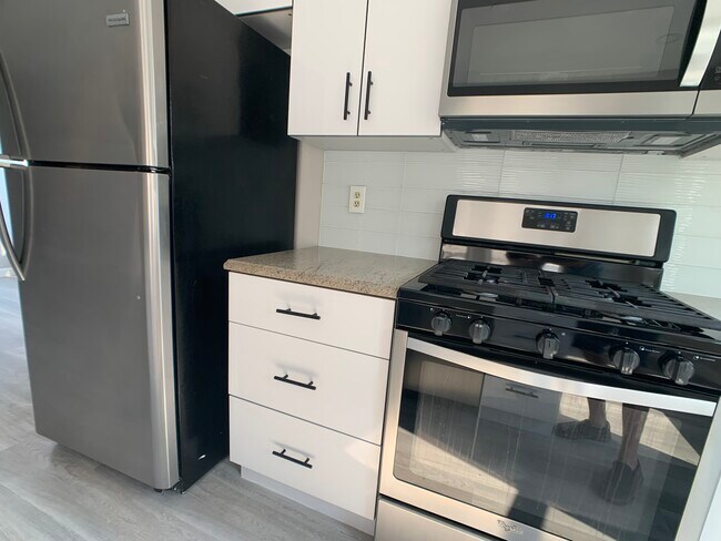 Foto del edificio - 66 Quint Ave