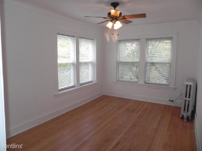 Primary Photo - 5051 N Glenwood Ave