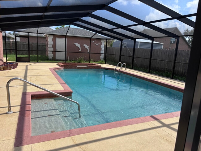 Building Photo - 5217 Melissa Dr