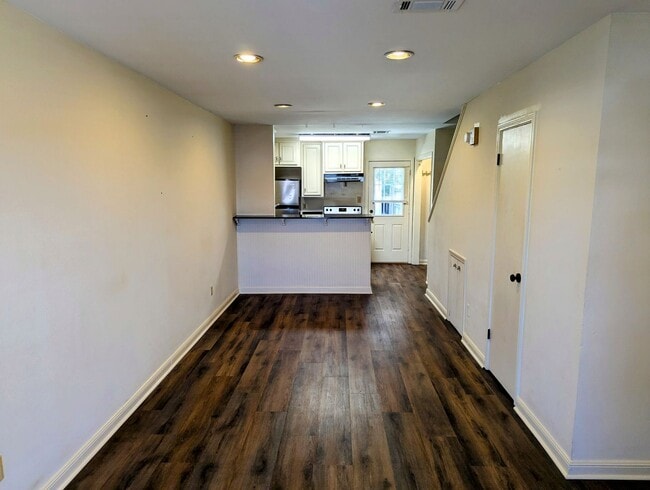 Building Photo - Updated Townhouse for rent in Lafayette!