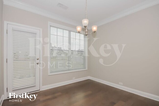Building Photo - 3961 Norman View Dr