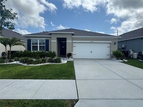 Building Photo - 3593 Yarian Dr