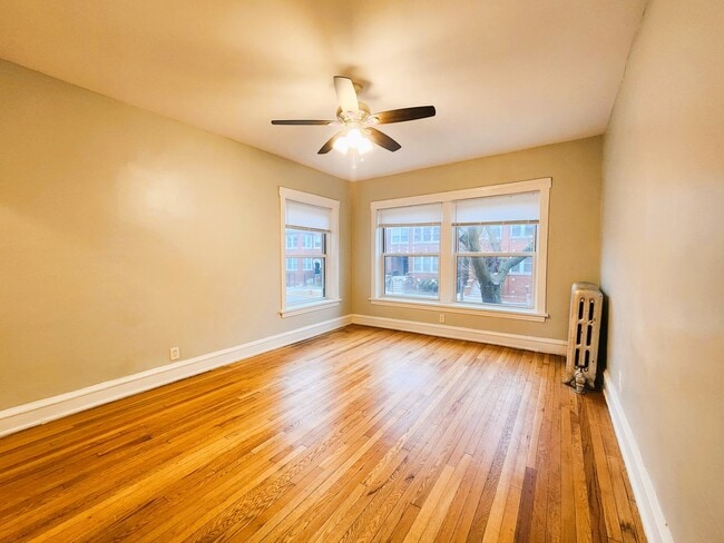 Building Photo - 4551 N Christiana Ave