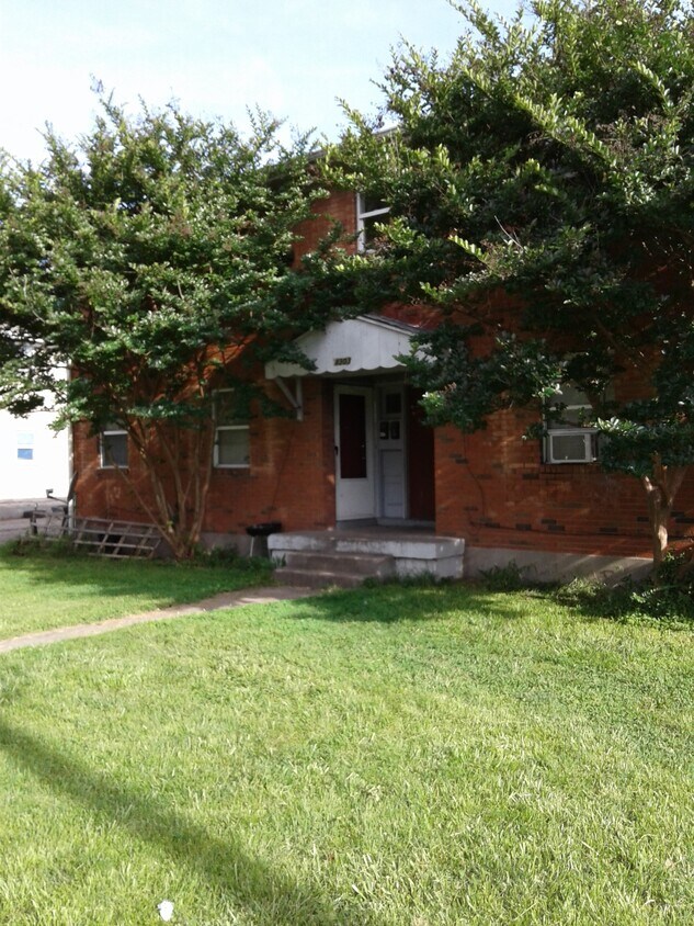 4303 Naomi Dr Unit 3, Louisville, KY 40219 Apartments in Louisville