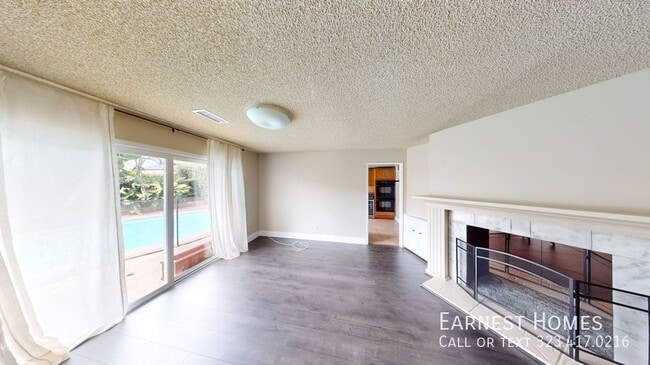 Foto del edificio - 21019 Hackney St Canoga Park, CA 91304