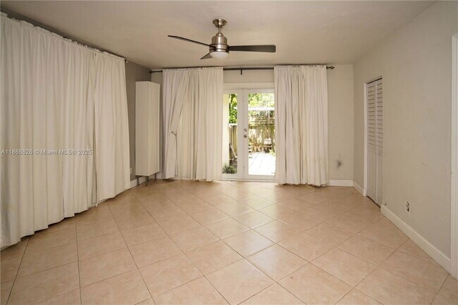 Foto del edificio - 2280 SW 16th Ct