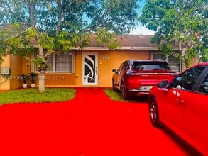 Building Photo - 7097 SW 152nd Pl