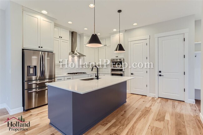 Building Photo - Beautiful Home in a Quiet Neighborhood in ...
