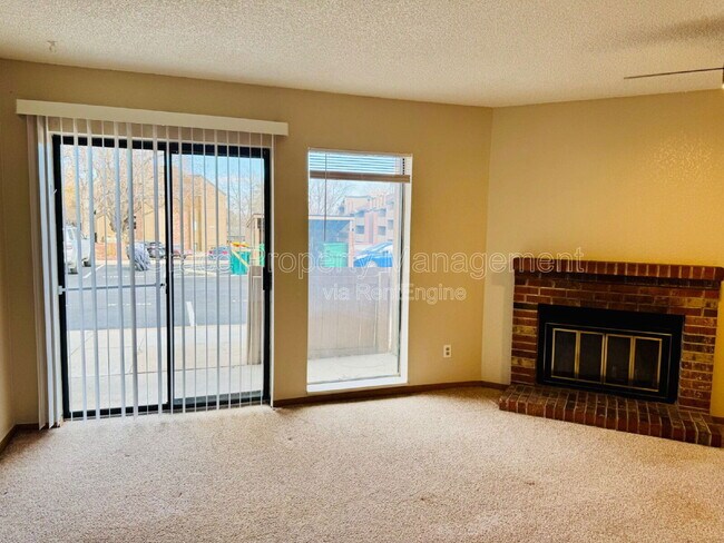 Building Photo - 12366 W Nevada Pl