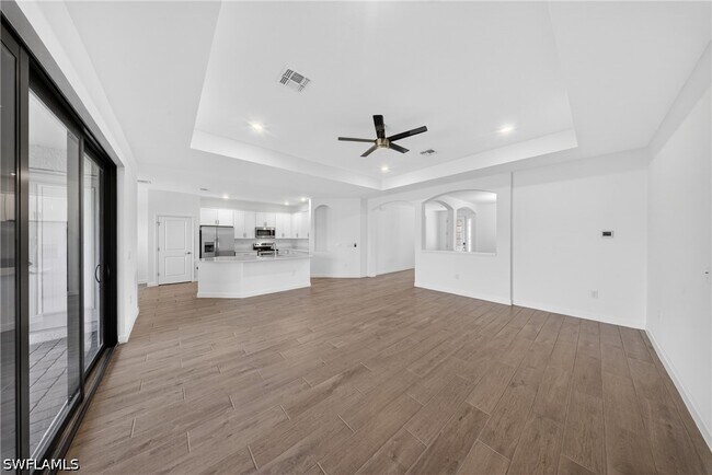 Building Photo - 1388 Birdie Dr