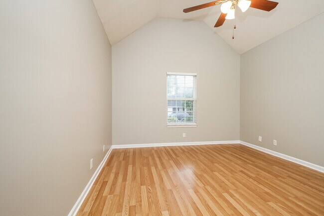 Building Photo - 1312 Owasa Trail