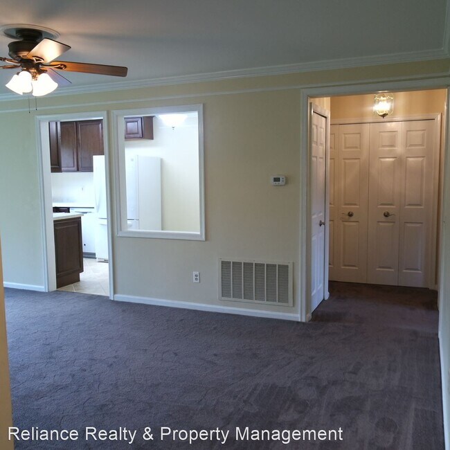 Building Photo - 2 br, 1 bath House - 1003 Foxhunt Terrace ...