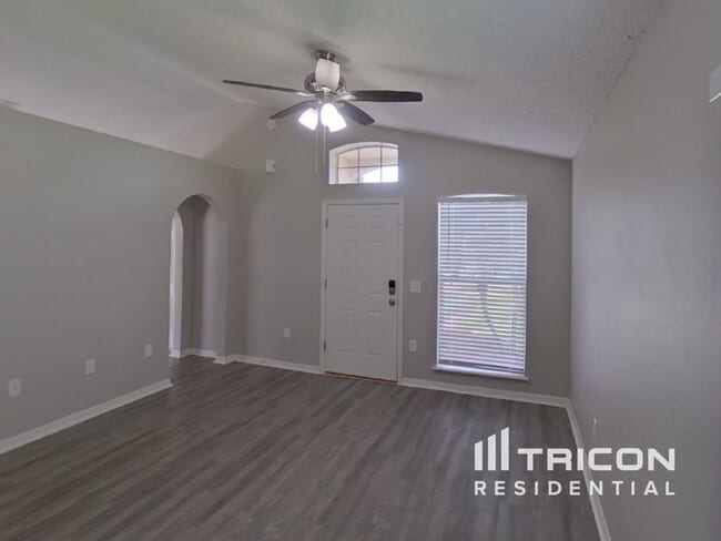 Building Photo - 6406 Tabogi Trail