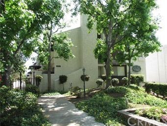 Building Photo - 454 W Huntington Dr