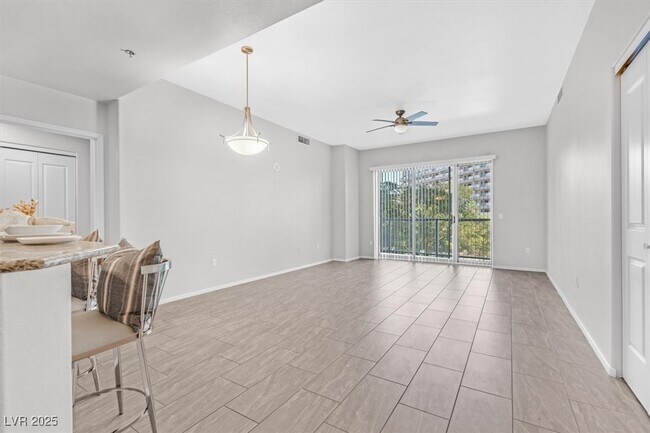Building Photo - 8255 S Las Vegas Blvd