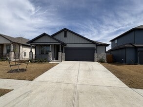 Building Photo - 254 Texoma St