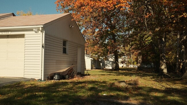 Building Photo - 32568 Electric Blvd