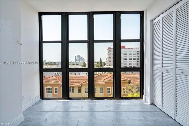 Building Photo - 2 br, 2 bath Condo - 2049 S Ocean Dr Apt 603
