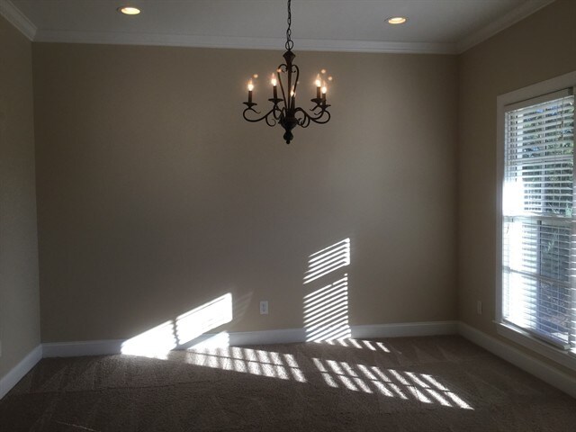 Foto del edificio - 5966 Armadale Dr