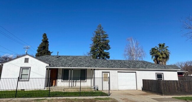 Building Photo - Furnished or Unfurnished House Located In ...