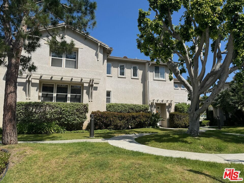 Primary Photo - 8003 Hannum Ave