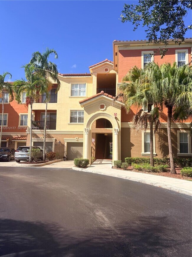 Foto del edificio - 4706 SW 160th Ave