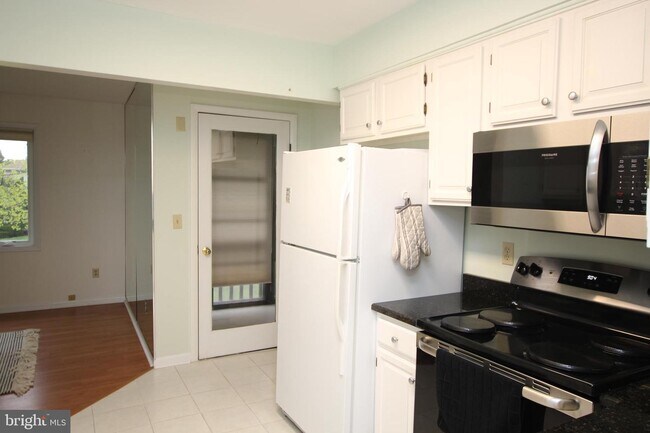 Building Photo - 18425 Boone Hall Rd