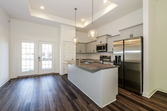 Building Photo - 16157-16165 Fontana St