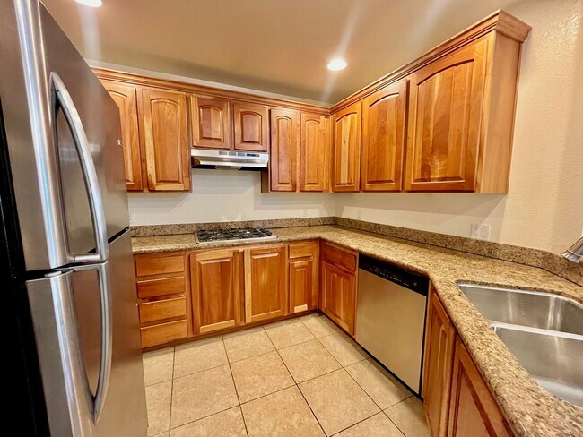 Building Photo - Spacious 2 Bedroom High-Rise Condo with Resort-Style Amenities & Oversized Balcony