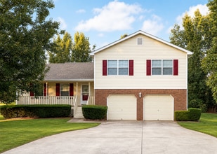 Building Photo - 228 Solomon Dr