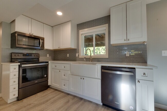 Foto del edificio - 18917 66th Pl W