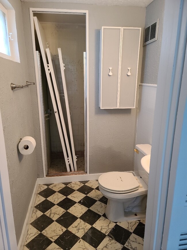 Foto del edificio - 813 Roosevelt St