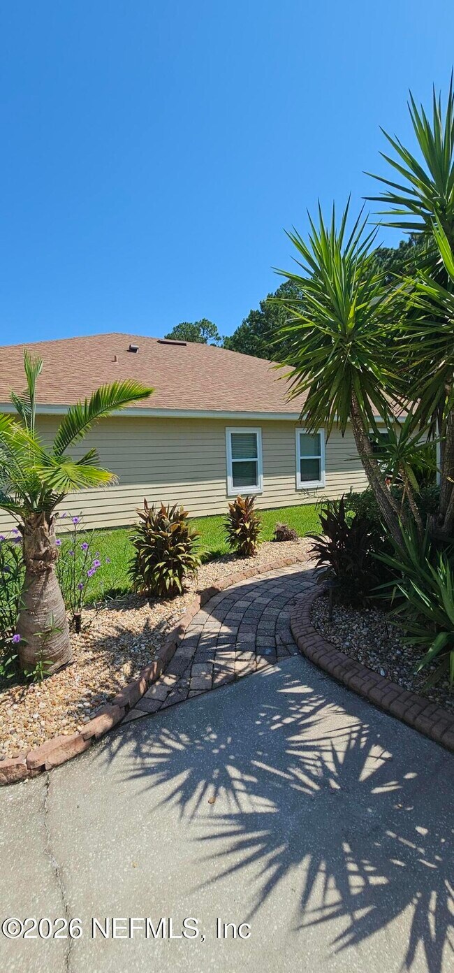 Foto del edificio - 3349 Warnell Dr